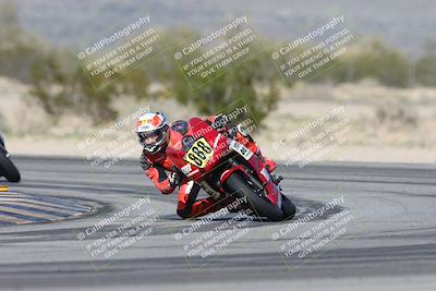 media/Jan-15-2026-Racers Edge (Thu) [[dfebeb70ab]]/3-B Group/Session 4 (Turn 5)/